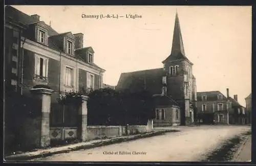 AK Channay, L`église et les maisons adjacentes