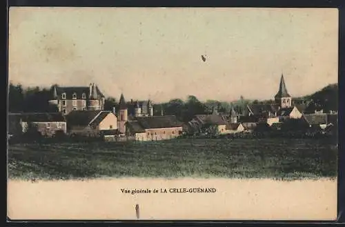 AK La Celle-Guenand, Vue générale du village et ses environs