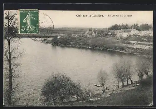 AK Château-la-Vallière, Le Lac du Val-Joyeux