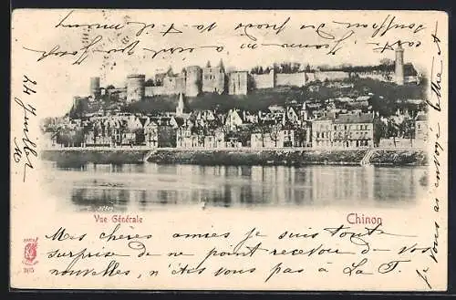 AK Chinon, Vue Générale de la ville et du château au bord de la rivière