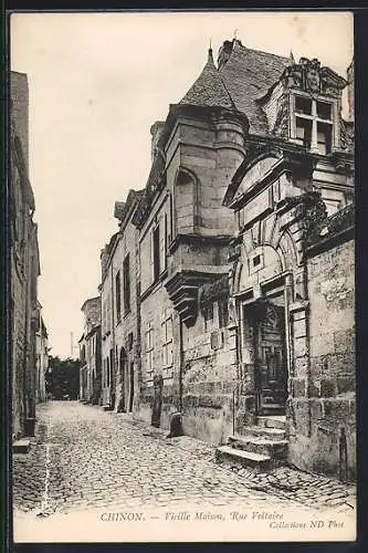 AK Chinon, Vieille Maison, Rue Voltaire