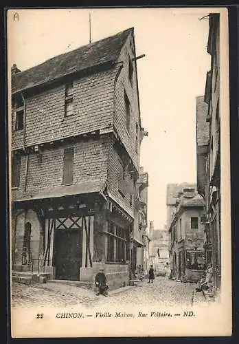 AK Chinon, Vieille Maison, Rue Voltaire