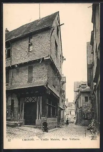 AK Chinon, Vieille Maison, Rue Voltaire