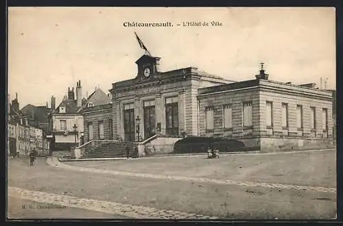 AK Châteaurenault, L`Hôtel de Ville