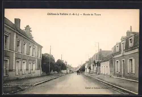 AK Château-la-Vallière, Route de Tours