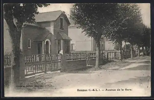 AK Hommes, Avenue de la Gare