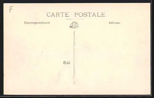 AK Cléré, Entrée de l`église (XIe et XIIe siècles)