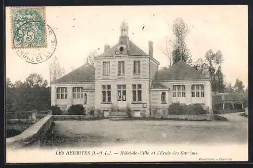 AK Les Hermites, Hôtel-de-Ville et l`École des Garcons