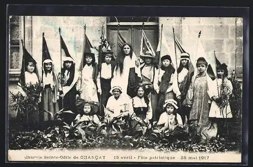 AK Chancay, Chorale Sainte-Odile en costumes, fête patriotique du 15 avril 1917