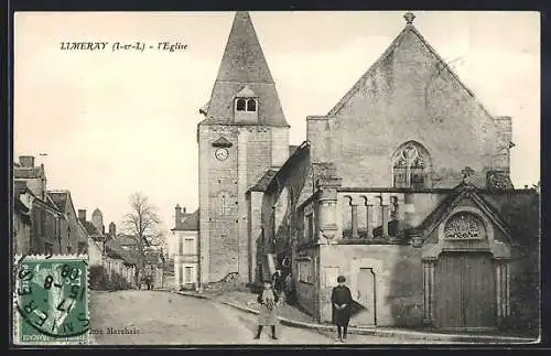 AK Limeray, L`église et rue principale avec habitants