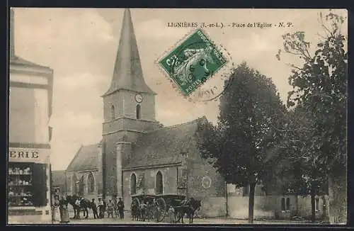 AK Lignières, Place de l`Église avec calèches et passants