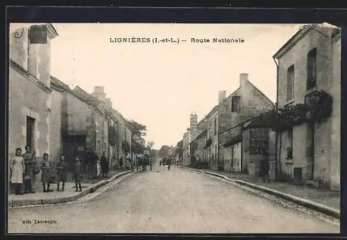 AK Lignières, Route Nationale avec maisons et passants