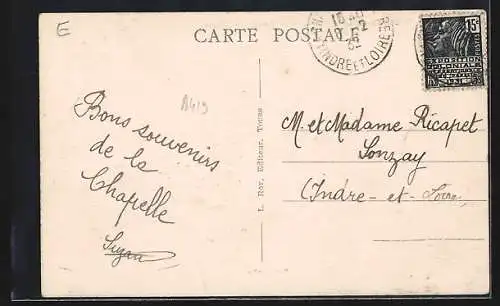 AK La Chapelle-sur-Loire, Le Bourg côté Ouest avec rue animée et voitures anciennes