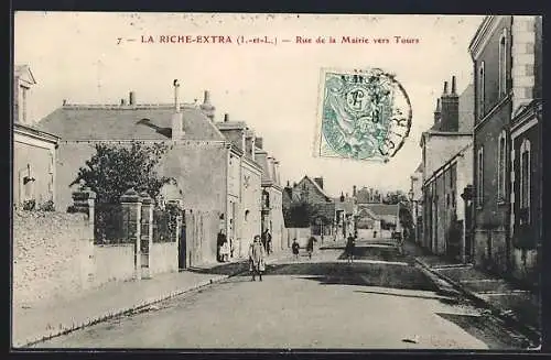 AK La Riche-Extra, Rue de la Mairie vers Tours