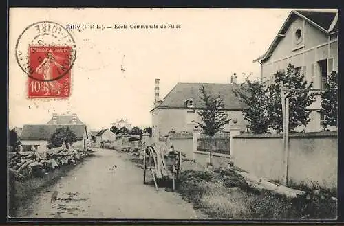 AK Rilly, École Communale de Filles et rue avec charrette