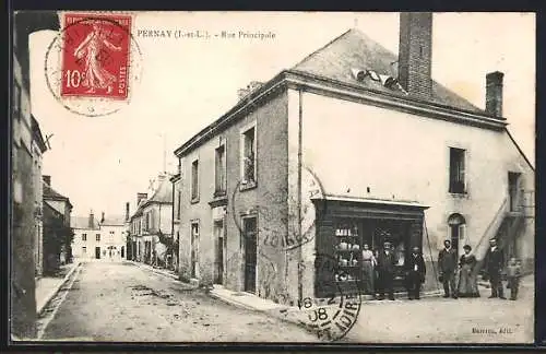 AK Pernay, Rue Principale avec habitants devant un magasin