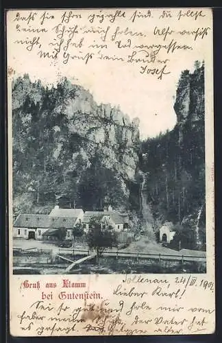 AK Klamm bei Gutenstein, Gebäudepartie vor einer Felswand