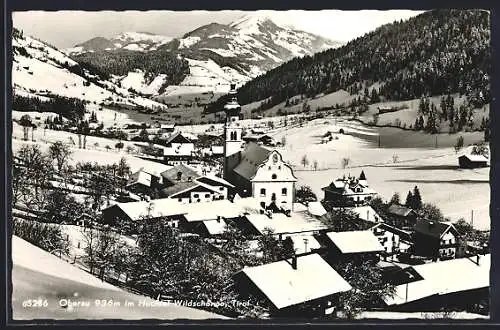 AK Oberau im Hochtal, Wildschönau, Ortspartie mit Kirche im Winter