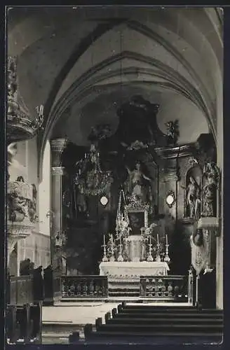 AK Aggsbach, Kircheninneres mit Blick zum Altar