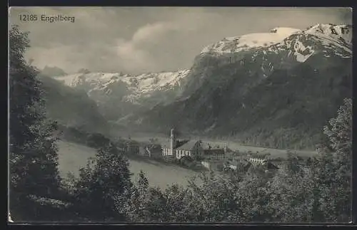 AK Engelberg, Ortsansicht mit Bergpanorama