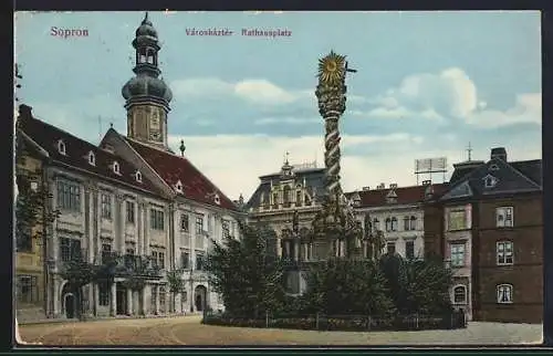 AK Sopron, Rathausplatz mit Denkmal