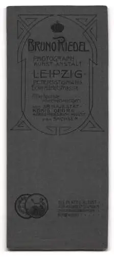 Fotografie Bruno Riedel, Leipzig, Peterssteinweg, Eleganter junger Mann