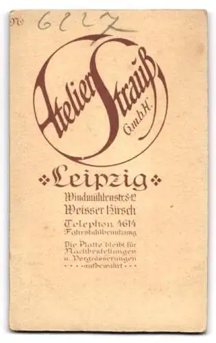 Fotografie Atelier Strauss, Leipzig, Windmühlenstr. 8-12, Porträt eines jungen Mannes