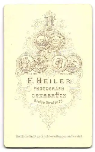 Fotografie F. Heiler, Osnabrück, Grosse Strasse 28, Porträt einer jungen Frau