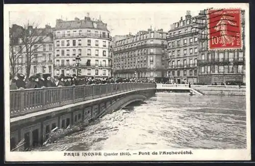 AK Paris, Inondation 1910, Pont de l`Archeveche