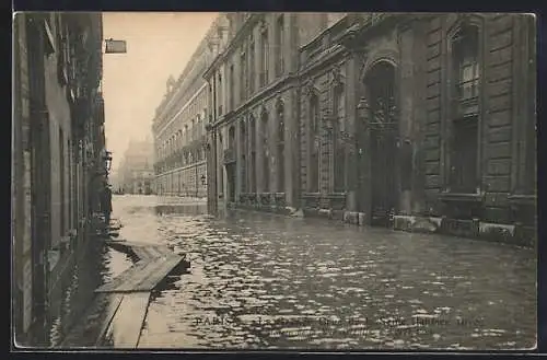 AK Paris, La Grande Crue de la Seine, Janvier 1910, Inondation de la Rue de Lille