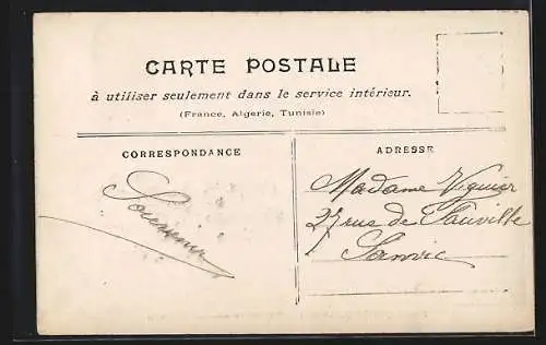 AK Paris, inondations de janvier 1910, rue Saint-Charles, Boot bei Hochwasser, Eiffel-Turm