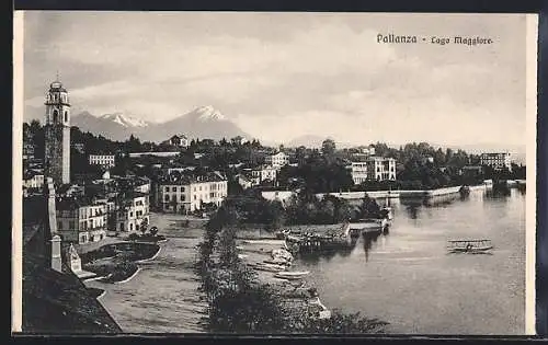 AK Pallanza, Lago Maggiore, Uferanlagen mit Blick auf die Stadt