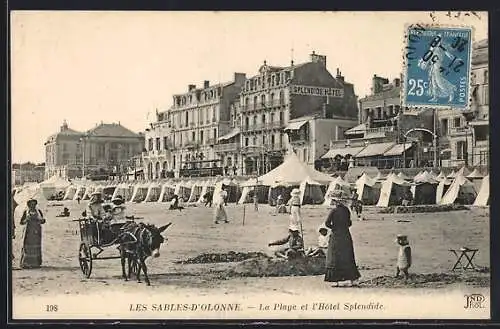 AK Les Sables-d`Olonne, La Plage et l`Hôtel Splendide