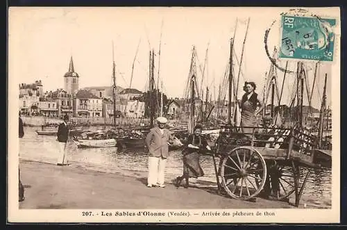 AK Les Sables-d`Olonne, Arrivée des pêcheurs de thon