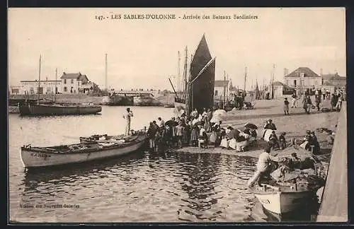 AK Les Sables-d`Olonne, Arrivée des bateaux sardiniers