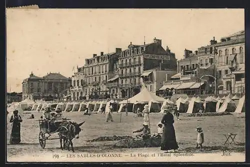 AK Les Sables-d`Olonne, La Plage et l`Hôtel Splendide