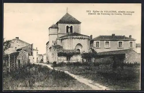 AK Velluire, Église romane et son abside (Canton de Fontenay-le-Comte, Vendée)