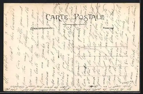 AK Saint-Laurent-sur-Sèvre, Vue du complexe Saint-Michel et des jardins environnants