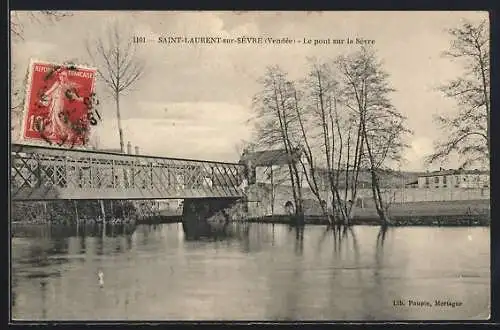 AK Saint-Laurent-sur-Sèvre, Le pont sur la Sèvre