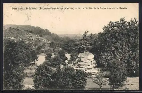 AK Saint-Laurent-sur-Sèvre, La Vallée de la Sèvre vue de La Salette