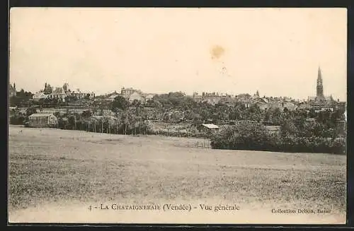 AK La Châtaigneraie, Vue générale de la ville et de son clocher