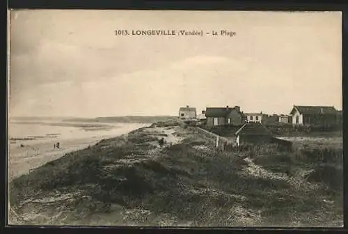 AK Longeville, La Plage et les maisons en bord de mer