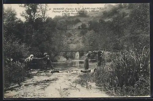 AK Mervent, Passage au gué près du Moulin Neuf dans le joli paysage de la Vendée