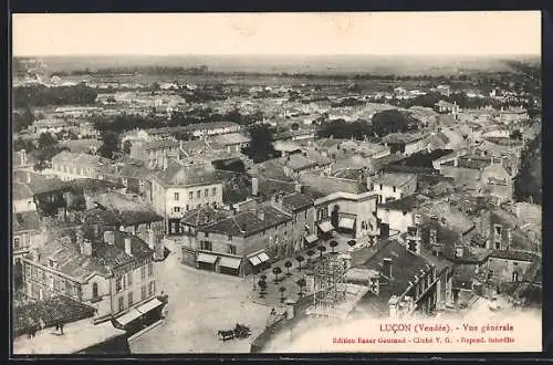 AK Lucon, Vue générale de la ville depuis les toits