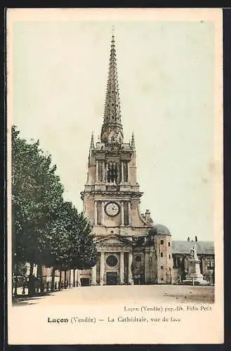 AK Lucon, La Cathédrale, vue de face