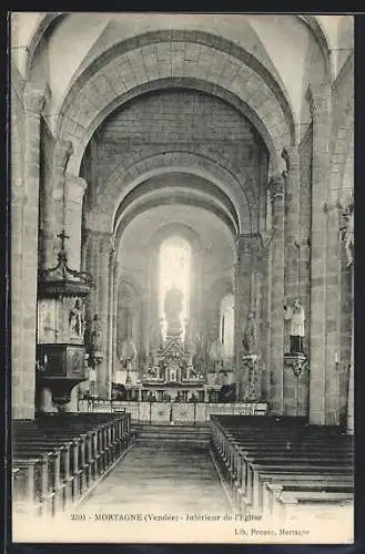 AK Mortagne, Intérieur de l`église