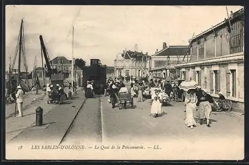 AK Les Sables-d`Olonne, Le Quai de la Poissonnerie