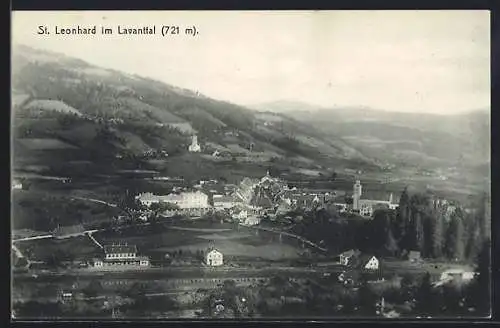 AK St. Leonhard im Lavanttal, Totalansicht von einen Berg aus