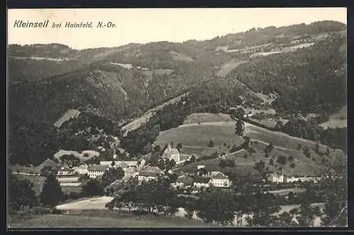 AK Kleinzell bei Hainfeld, Totalansicht von einen Berg aus