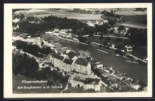 AK Ach-Burghausen / Salzach, Ortspanorama, Fliegeraufnahme